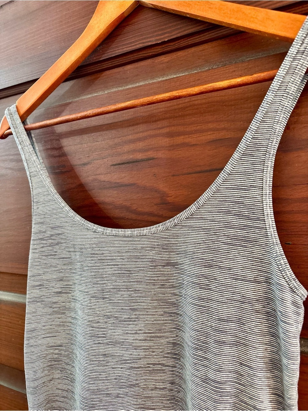 Lululemon Women’s Scoop Neck Sleeveless Daily Tank in Wee Are From Space Coal Fo - Picture 8 of 10